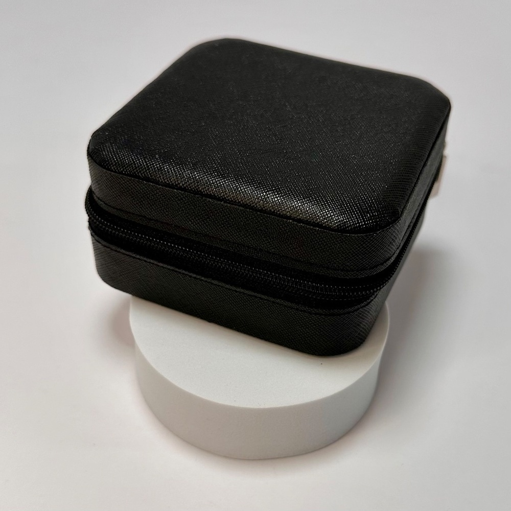 Black Mini Jewelry Organizer Case Zippered Travel Size New - Picture 3 of 3